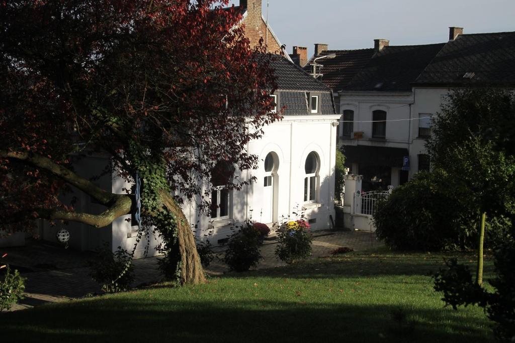 Gîte de la Conciergerie du Cheval Blanc Luttre Cameră foto